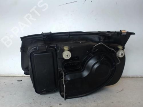 Used Right headlight Right headlight VW BORA Variant (1J6) 1.9 TDI (101 hp) 25632804 25632804