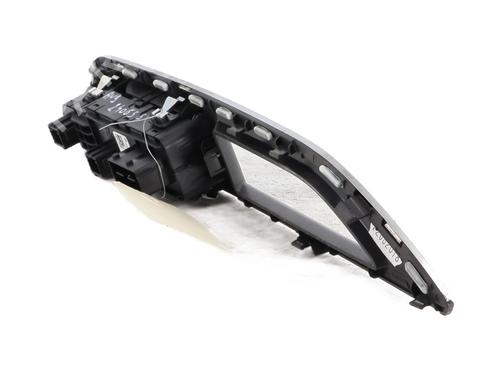 Left front window switch PEUGEOT 3008 II SUV (MC_, MR_, MJ_, M4_) 1.5 BlueHDi 130 | BP28212621I27 
