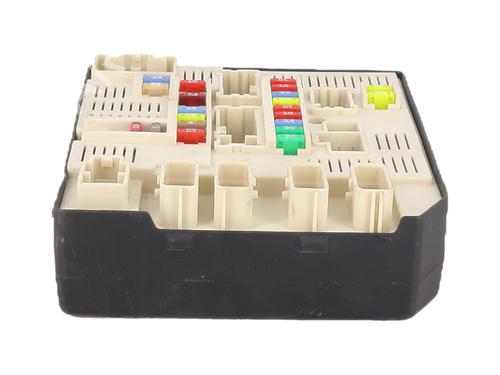 Used Fuse box Fuse box 39396701 39396701