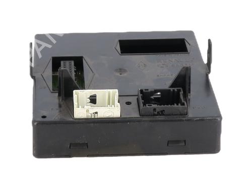 Used Fuse box Fuse box RENAULT LAGUNA II (BG0/1_) 1.9 dCi (107 hp) 25655937 25655937