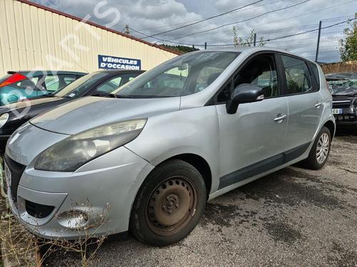 Used Armrest / Center console RENAULT SCÉNIC III (JZ0/1_) 1.5 dCi (110 hp) 28158720