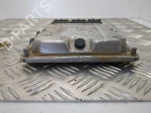 Used Engine control unit (ECU) RENAULT LAGUNA II (BG0/1_) 1.9 dCi (107 hp) 25661138