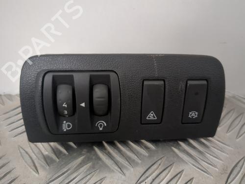 Used Headlight switch RENAULT MEGANE III Coupe (DZ0/1_) 1.6 dCi (DZ00, DZ12, DZ2A, DZ13) (130 hp) 25659819