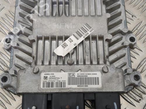 Used Engine control unit (ECU) PEUGEOT 1007 (KM_) 1.4 HDi (68 hp) 30577883