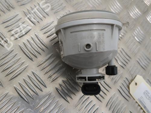 left-front-fog-light-jeep-cherokee-kj-2001-2002-2003-2004-2005-2006-2007-2008-25659221 main image