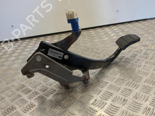 Used Break pedal Break pedal LAND ROVER RANGE ROVER SPORT I (L320) 3.0 D 4x4 (245 hp) 25657518 25657518