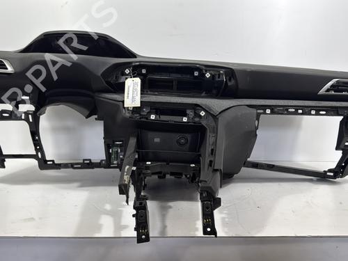 Dashboard PEUGEOT 3008 II SUV (MC_, MR_, MJ_, M4_) 1.5 BlueHDi 130 | BP27677260C46 