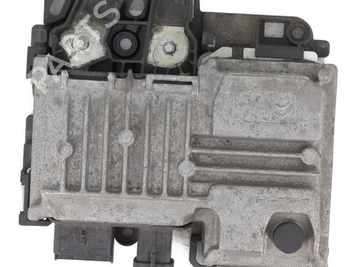 startstop-ecu-peugeot-2008-i-cu_-2013-30577876 main image