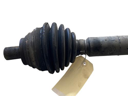 Used Right front driveshaft Right front driveshaft VW GOLF PLUS V (5M1, 521) 1.9 TDI (105 hp) 39761992 39761992