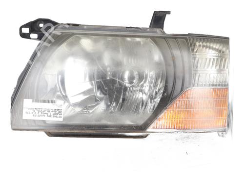 Used Right headlight MITSUBISHI PAJERO III (V7_W, V6_W) 3.2 Di-D (V68W) (160 hp) 30889443