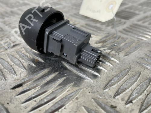 Warning switch TOYOTA RAV 4 III (_A3_) 2.2 D 4WD (ALA30_, ALA30R) | BP25656677I22  - Image 5