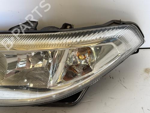 Used Left headlight Left headlight 25661008 25661008