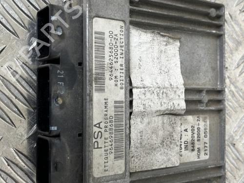 Used Engine control unit (ECU) Engine control unit (ECU) PEUGEOT 206 Hatchback (2A/C) 1.4 i (75 hp) 25656687 25656687