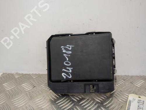 Used Fuse box Fuse box RENAULT CLIO V (B7_) 1.0 TCe 90 (B7MT) (91 hp) 25658663 25658663