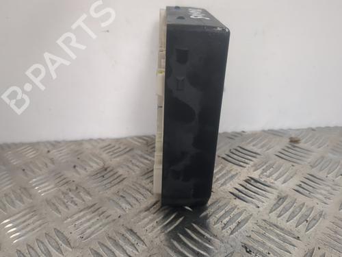 Used Fuse box Fuse box RENAULT MEGANE III Hatchback (BZ0/1_, B3_) 1.5 dCi (BZ09, BZ0D, BZ1W, BZ29, BZ14) (110 hp) 25660116 25660116