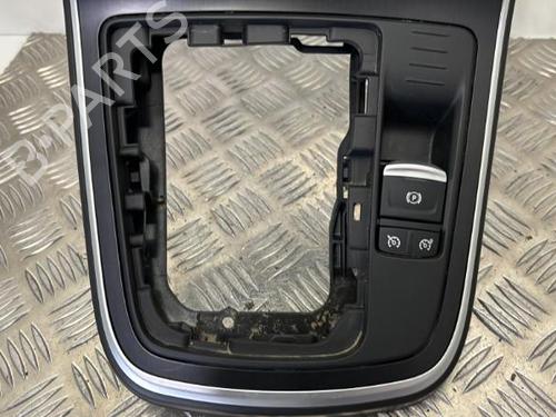 Midtkonsoll Midtkonsoll RENAULT GRAND SCÉNIC IV (R9_) 1.3 TCe 140 (R9NB) (140 hp) 25660601 25660601