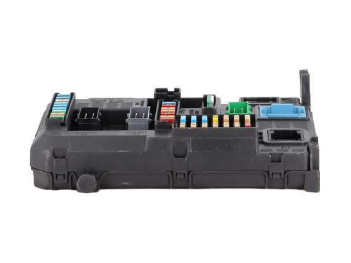 Used Fuse box PEUGEOT 208 I (CA_, CC_) 1.2 VTI 82 (82 hp) 28218162