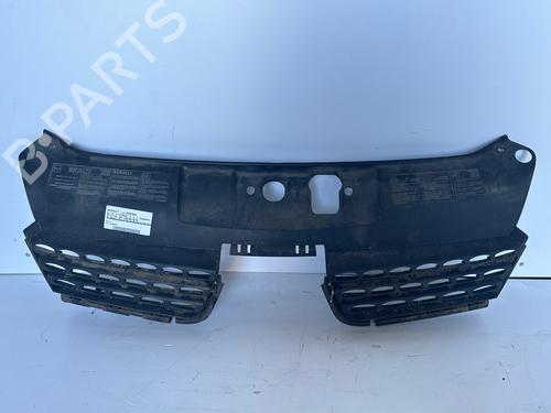 Used Grille Grille 37078998 37078998