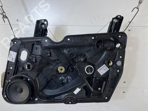 Rudehejsemekanisme Højre foran VW GOLF VI (5K1) 2.0 TDI (110 hp) 25654633
