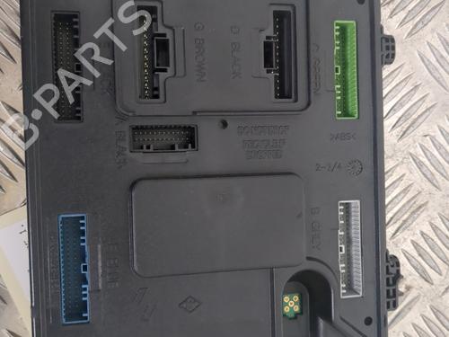 Boîte à Fusibles RENAULT MEGANE III Coupe (DZ0/1_) 1.6 dCi (DZ00, DZ12, DZ2A, DZ13) (130 hp) 25659839