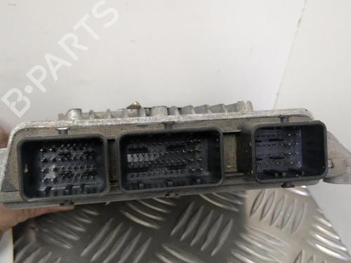 Used Engine control unit (ECU) Engine control unit (ECU) PEUGEOT 1007 (KM_) 1.4 HDi (68 hp) 30577883 30577883