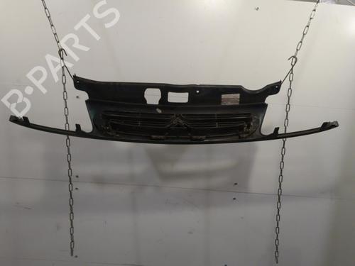 Used Grille CITROËN SAXO (S0, S1) 1.1 X, SX (60 hp) 25660838