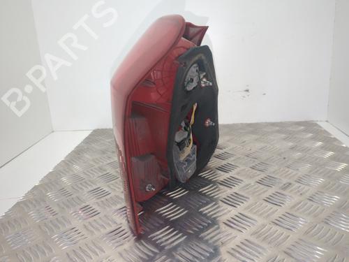 Right taillight TOYOTA YARIS (_P9_) 1.4 D-4D (NLP90_, NLP90R) | BP25657442C35 