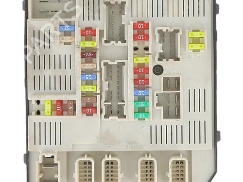 Fuse box RENAULT MEGANE III Hatchback (BZ0/1_, B3_) 1.5 dCi (BZ09, BZ0D, BZ1W, BZ29, BZ14) | BP25660116E1 - Image 3