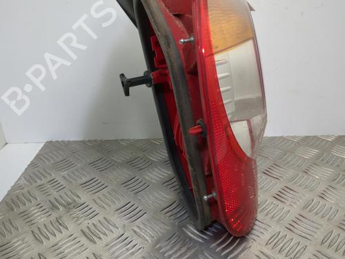 Venstre baglygte RENAULT MODUS / GRAND MODUS (F/JP0_) 1.5 dCi (FP0D, JP0D) (82 hp) 25660879
