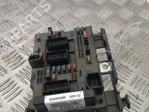 Fuse box PEUGEOT 307 (3A/C) 2.0 HDi 110 | BP25658918E1