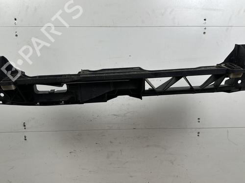 Used Crossmember PEUGEOT 3008 II SUV (MC_, MR_, MJ_, M4_) 1.2 THP/ PureTech 130 (MRHNSM, MRHNSU, MRHNSJ, MRHNYW,... (131 hp) 26456142