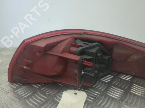 Used Left taillight Left taillight PEUGEOT 607 (9D, 9U) 2.7 HDi 24V (204 hp) 25655359 25655359