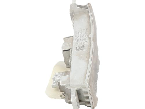 Used Left daytime light Left daytime light 39523210 39523210