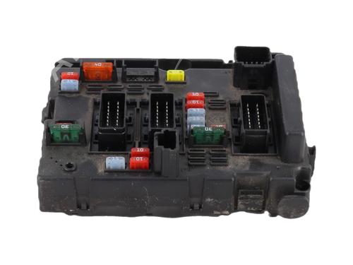 Used Fuse box Fuse box PEUGEOT 307 (3A/C) 2.0 HDi 110 (107 hp) 25656764 25656764