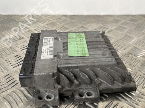 Used Engine control unit (ECU) Engine control unit (ECU) RENAULT SCÉNIC III (JZ0/1_) 1.5 dCi (110 hp) 25660210 25660210