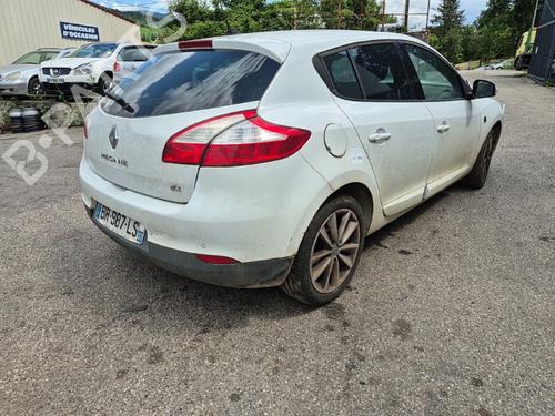 Left front fog light RENAULT MEGANE III Hatchback (BZ0/1_, B3_) 1.5 dCi (BZ09, BZ0D, BZ1W, BZ29, BZ14) | BP25658422C30 