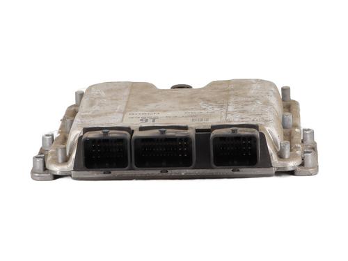 Used Engine control unit (ECU) SUZUKI GRAND VITARA I (FT, HT) 2.0 HDI 110 16V 4x4 (SQ420D, TD83V, JA420WD) (109 hp) 30793208