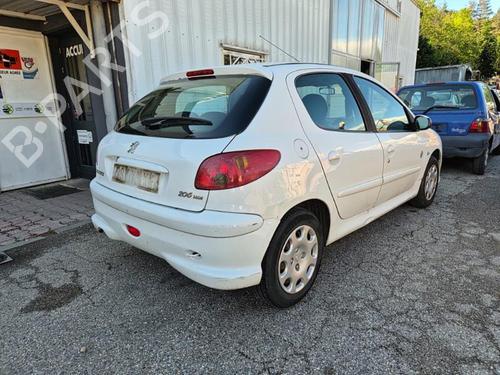 Zekeringkast PEUGEOT 206 Hatchback (2A/C) 1.4 HDi eco 70 | BP25658418E1 