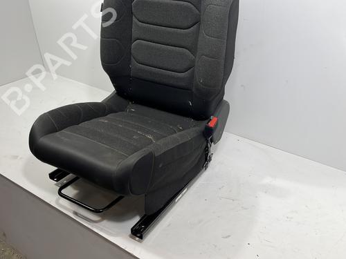 Used Right front seat Right front seat CITROËN C3 III (SX) 1.5 BlueHDi 100 (SXYHYP, SXYHTU) (102 hp) 27685724 27685724