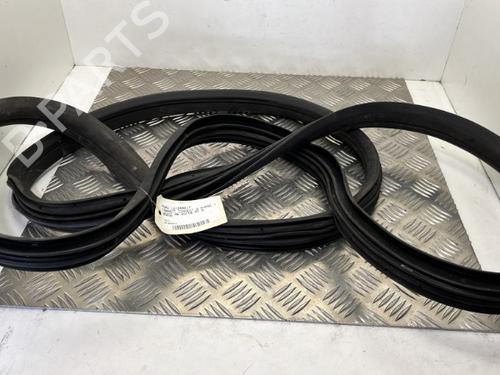 rubber-door-seal-ford-transit-connect-v408-box-bodympv-2013-25656892 main image