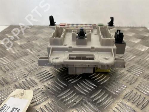 Used Fuse box Fuse box TOYOTA RAV 4 II (_A2_) 2.0 D 4WD (CLA20_, CLA21_, CLA20R, CLA21R) (116 hp) 25657017 25657017