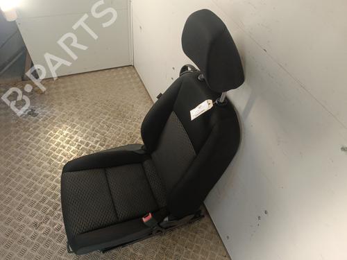 right-front-seat-vw-golf-vi-5k1-2008-2009-2010-2011-2012-2013-2014-25659693 main image