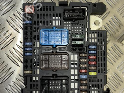 Fuse box PEUGEOT 308 II (LB_, LP_, LW_, LH_, L3_) 1.6 HDi / BlueHDi 115 | BP25659027E1 
