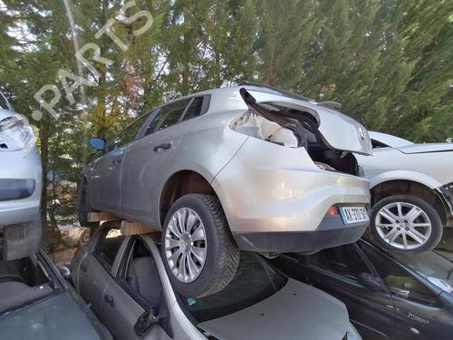 Used Parts FIAT BRAVO II (198_)  1.6 D Multijet (198AXL1B)  2531941