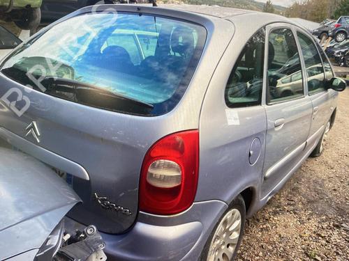 Venstre baglygte CITROËN XSARA PICASSO (N68) 2.0 HDi (90 hp) 25655811