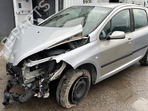 Used Parts PEUGEOT 307 (3A/C) 2.0 HDi 110 (107 hp) 4421513