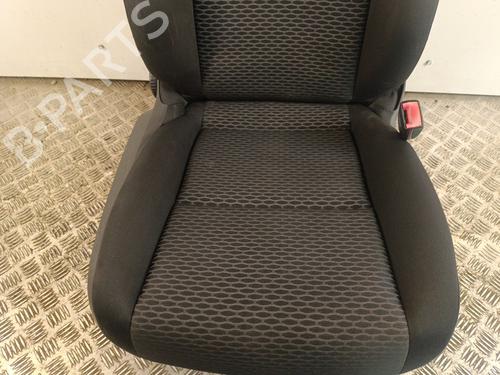 Right front seat VW GOLF VI (5K1) 2.0 TDI | BP25659693C16 - Image 4