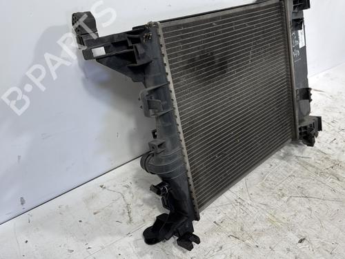 Used Water radiator Water radiator OPEL MERIVA B MPV (S10) 1.4 (75) (120 hp) 32476867 32476867