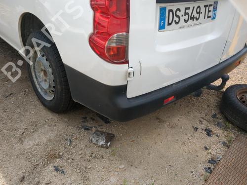 right-front-door-nissan-nv200-van-2010-25660844 main image