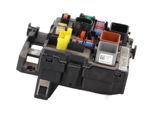 Used Fuse box Fuse box CITROËN C3 I (FC_, FN_) 1.4 HDi (68 hp) 31908631 31908631